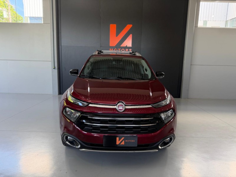 TORO 2.0 16V TURBO DIESEL VOLCANO AT9 4X4 AUTOMÁTICO - 2016 - CARLOS BARBOSA