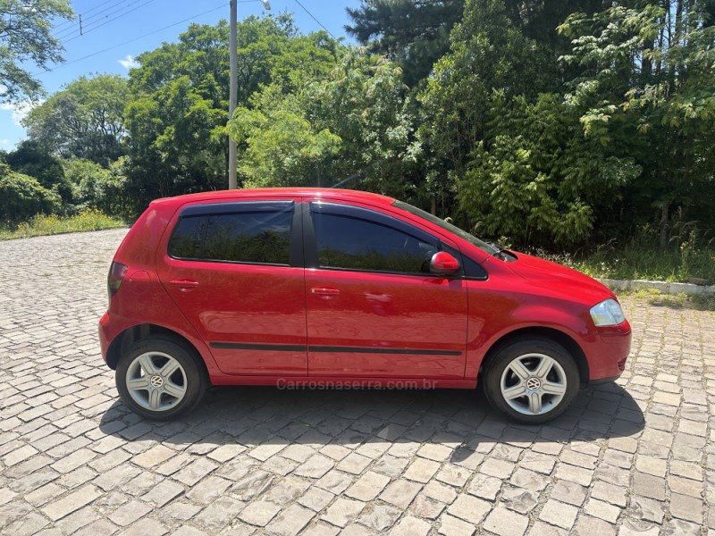 FOX 1.0 MI 8V FLEX 4P MANUAL - 2005 - NOVA PRATA