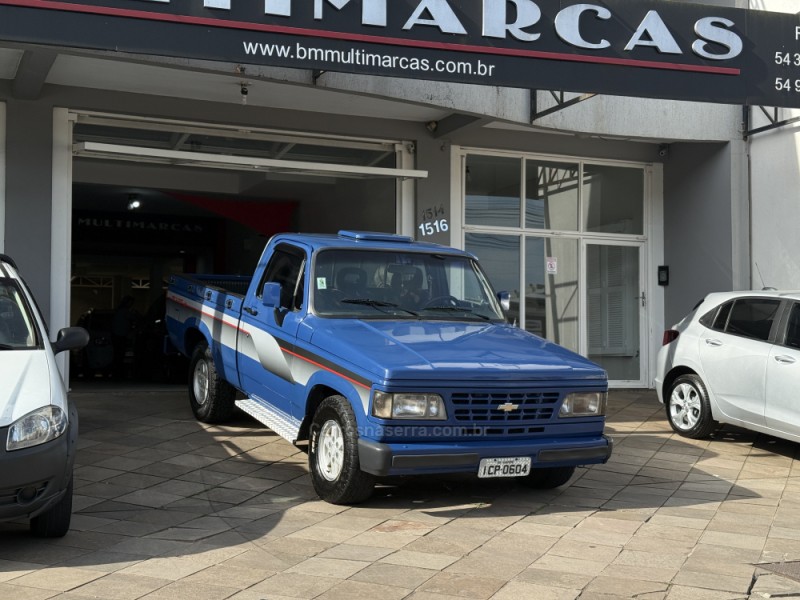 D20 4.0 CUSTOM DE LUXE CS 8V TURBO DIESEL 2P MANUAL - 1995 - GUAPORé