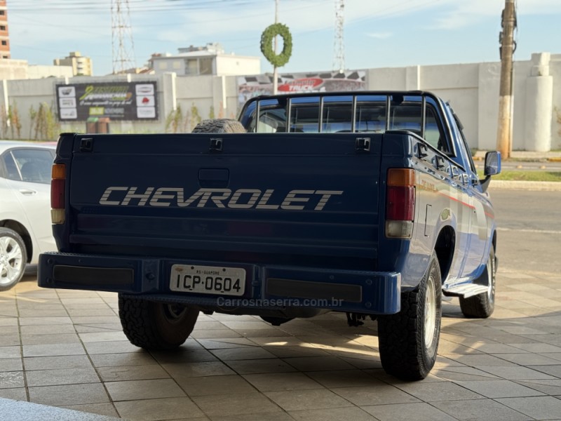 D20 4.0 CUSTOM DE LUXE CS 8V TURBO DIESEL 2P MANUAL - 1995 - GUAPORé