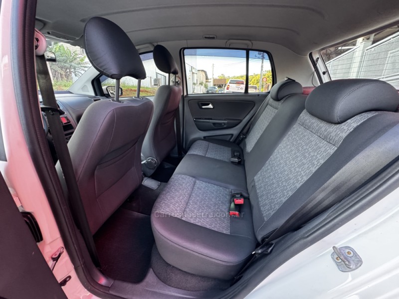 FOX 1.0 MI 8V FLEX 4P MANUAL - 2014 - FELIZ