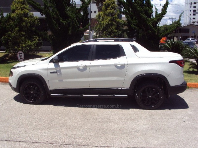 TORO 2.0 16V ULTRA 4X4 AT9 DIESEL 4P AUTOMÁTICO - 2023 - CAXIAS DO SUL