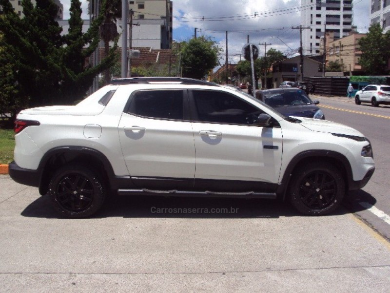 TORO 2.0 16V ULTRA 4X4 AT9 DIESEL 4P AUTOMÁTICO - 2023 - CAXIAS DO SUL