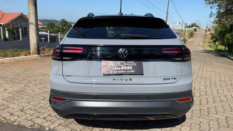 NIVUS 1.0 200 TSI HIGHLINE LAUNCHING EDITION TOTAL FLEX 4P AUTOMÁTICO - 2021 - DOIS IRMãOS