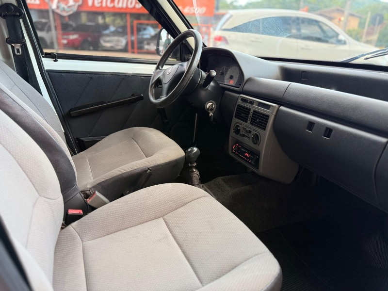 FIORINO 1.3 MPI FURGÃO 8V FLEX 2P MANUAL - 2012 - TRêS COROAS