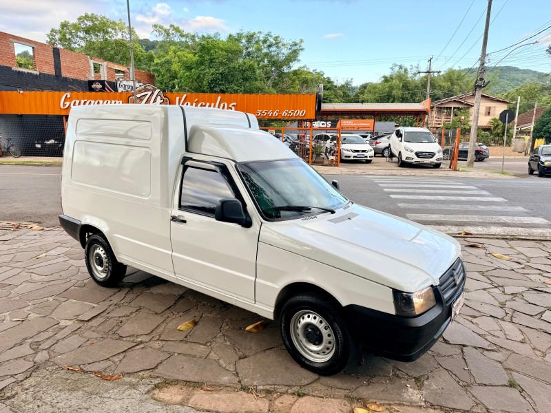 FIORINO 1.3 MPI FURGÃO 8V FLEX 2P MANUAL - 2012 - TRêS COROAS