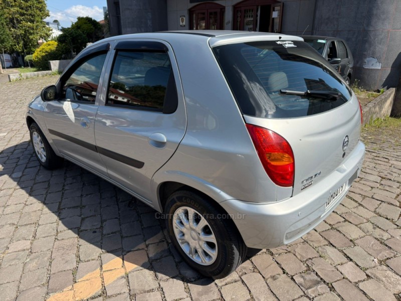 CELTA 1.0 MPFI VHC 8V GASOLINA 4P MANUAL - 2004 - FARROUPILHA