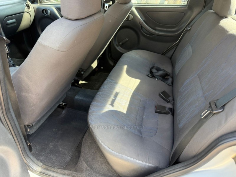 CELTA 1.0 MPFI VHC 8V GASOLINA 4P MANUAL - 2004 - FARROUPILHA