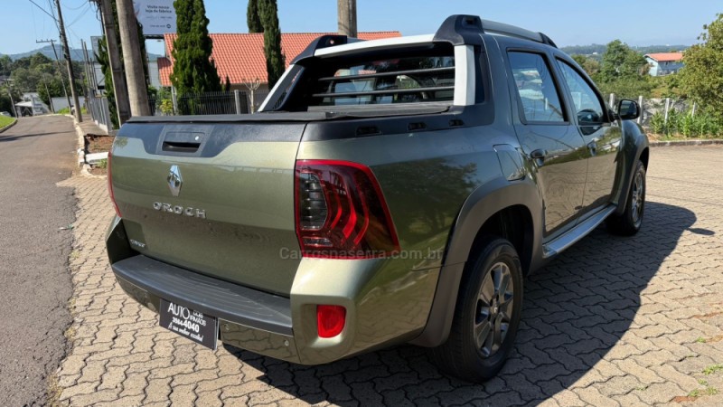 OROCH 1.6 16V DYNAMIQUE FLEX 4P MANUAL - 2017 - DOIS IRMãOS