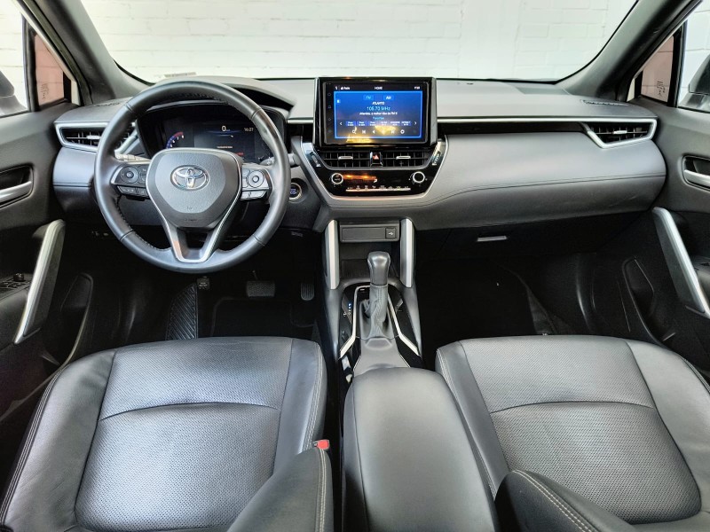 COROLLA 2.0 CROSS XRE 16V FLEX 4P AUTOMÁTICO - 2023 - CAXIAS DO SUL