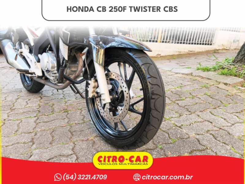 CB 250F TWISTER CBS - 2019 - CAXIAS DO SUL