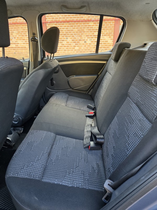 SANDERO  - 2010 - FLORES DA CUNHA