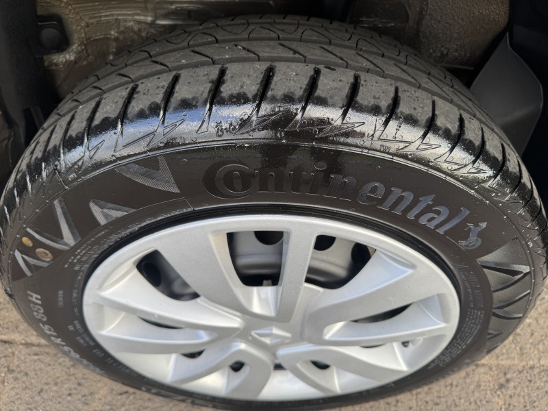 LOGAN 1.0 EXPRESSION 16V FLEX 4P MANUAL - 2015 - DOIS IRMãOS