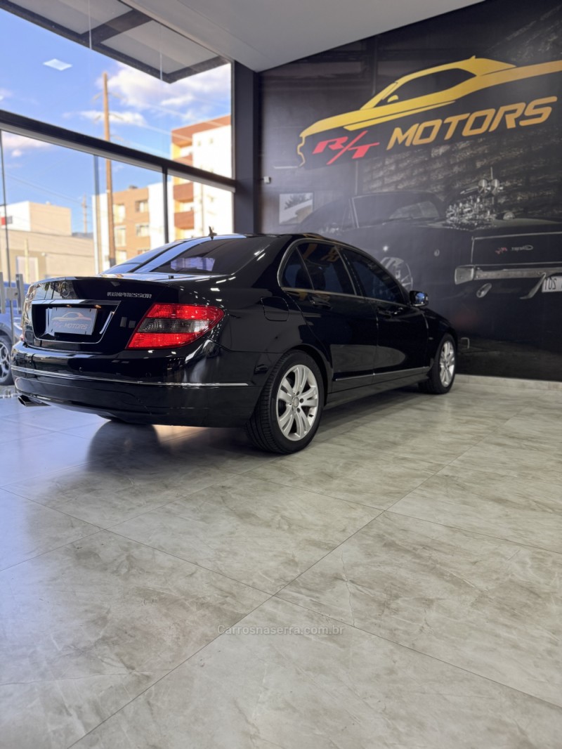 C 200 K 1.8 AVANTGARDE KOMPRESSOR GASOLINA 4P AUTOMÁTICO - 2010 - CAXIAS DO SUL