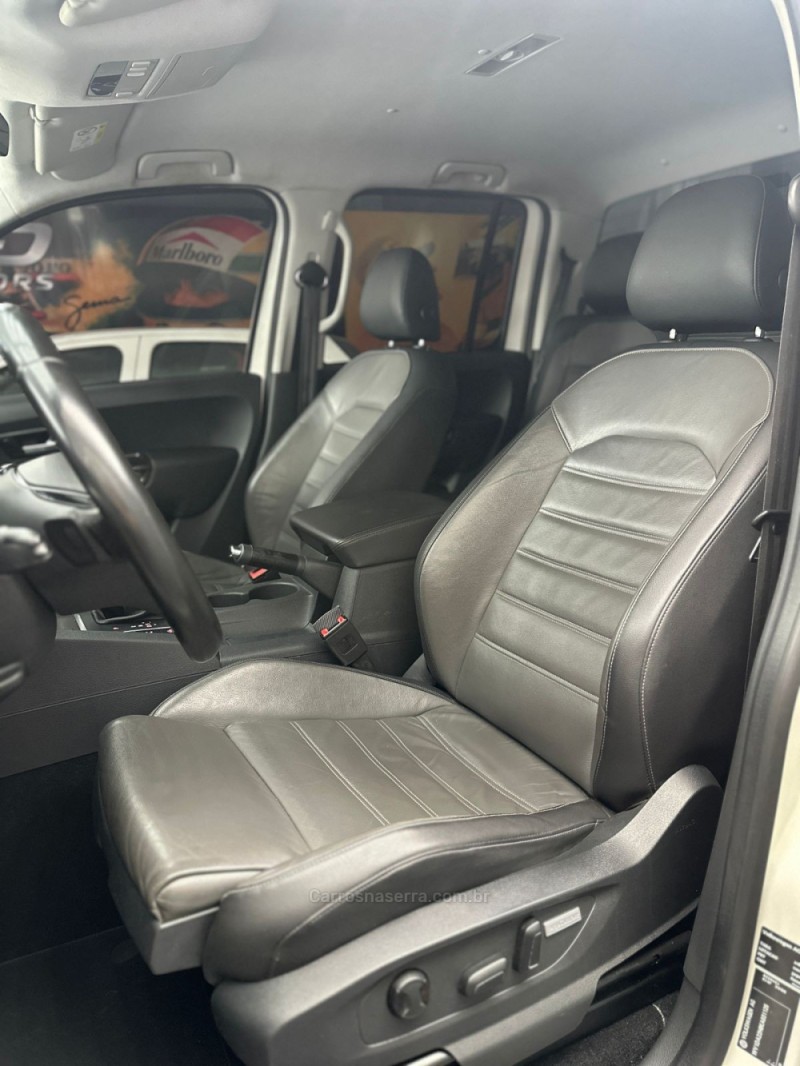AMAROK 3.0 V6 TDI HIGHLINE CD DIESEL 4MOTION AUTOMÁTICO - 2019 - PASSO FUNDO