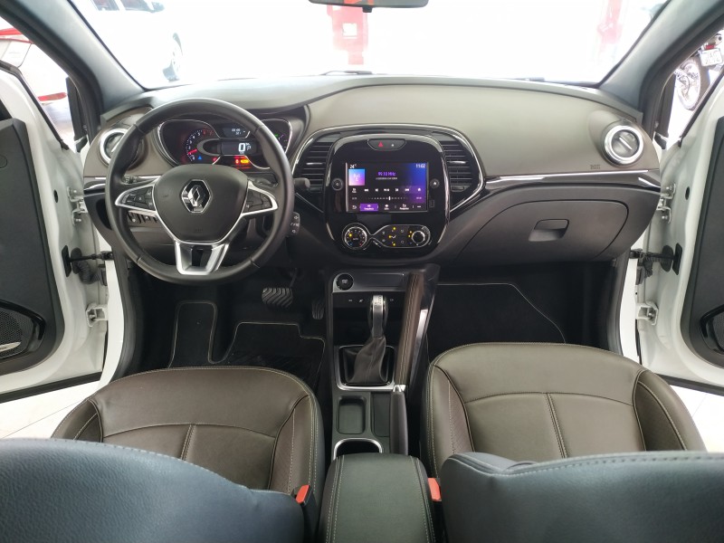 CAPTUR 1.3 ICONIC 16V TURBO FLEX 4P AUTOMÁTICO - 2022 - CAXIAS DO SUL