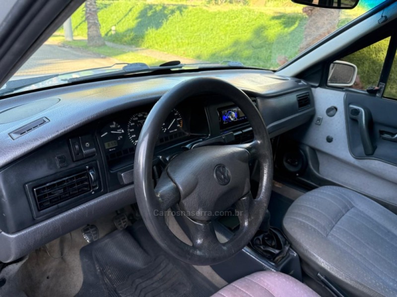 SANTANA 1.8 CLI 8V GASOLINA 4P MANUAL - 1995 - IVOTI