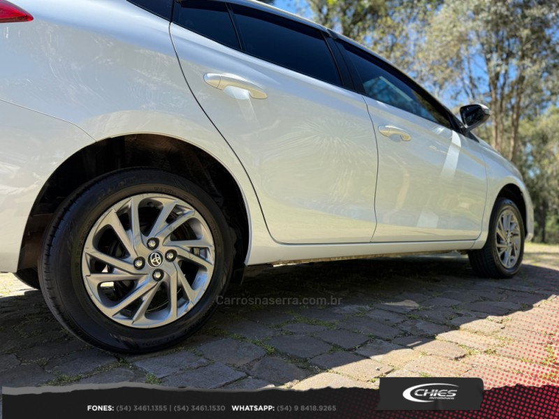 YARIS 1.5 16V FLEX SEDAN XS MULTIDRIVE4 - 2024 - CARLOS BARBOSA