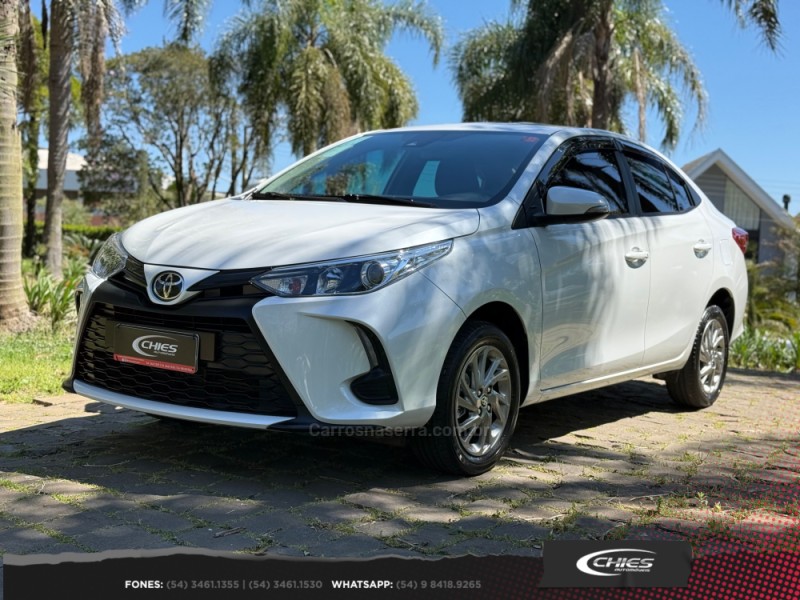 YARIS 1.5 16V FLEX SEDAN XS MULTIDRIVE4 - 2024 - CARLOS BARBOSA