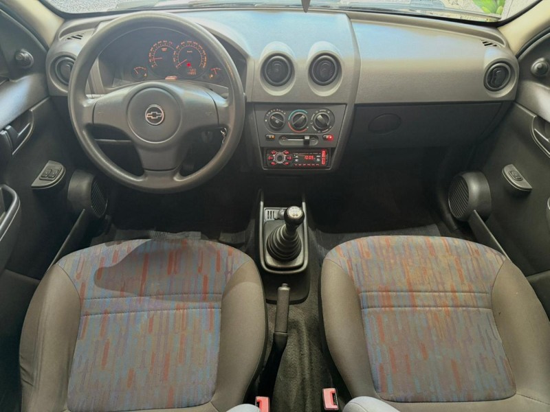 CELTA 1.0 MPFI SPIRIT 8V FLEX 4P MANUAL - 2010 - FARROUPILHA