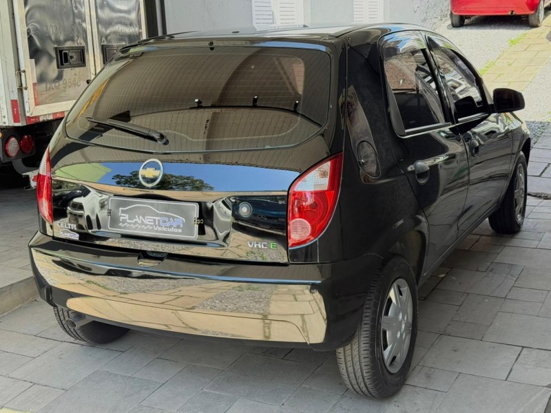 CELTA 1.0 MPFI SPIRIT 8V FLEX 4P MANUAL - 2010 - FARROUPILHA