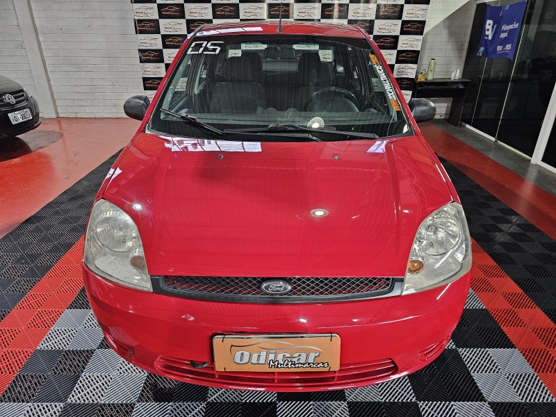 FIESTA 1.6 MPI SEDAN 8V FLEX 4P MANUAL - 2005 - CAXIAS DO SUL