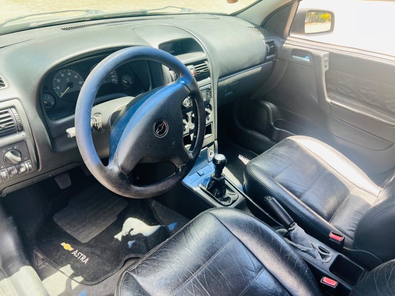 ASTRA 1.8 MPFI COMFORT SEDAN 8V ÁLCOOL 4P MANUAL - 2005 - BENTO GONçALVES