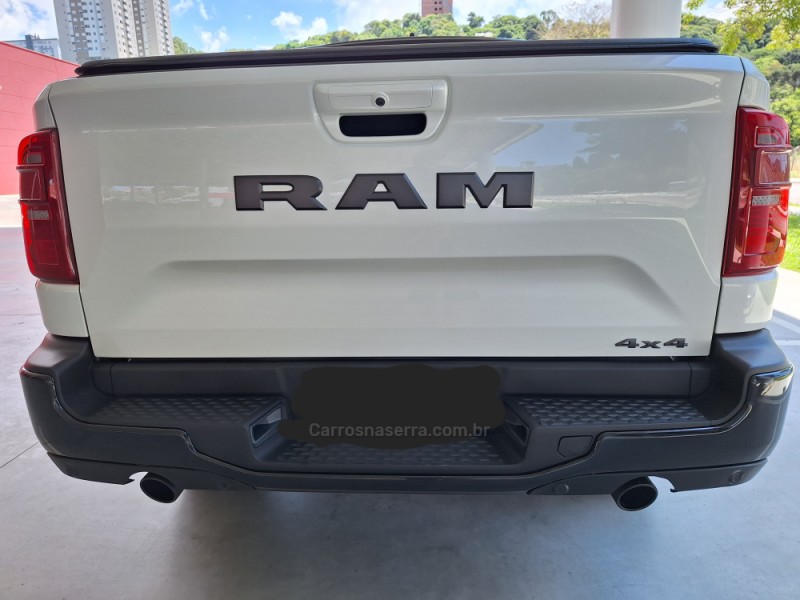 RAMPAGE 2.0 HURRICANE R/T 4 4X4 TURBO GASOLINA 4P AUTOMÁTICO - 2024 - CAXIAS DO SUL