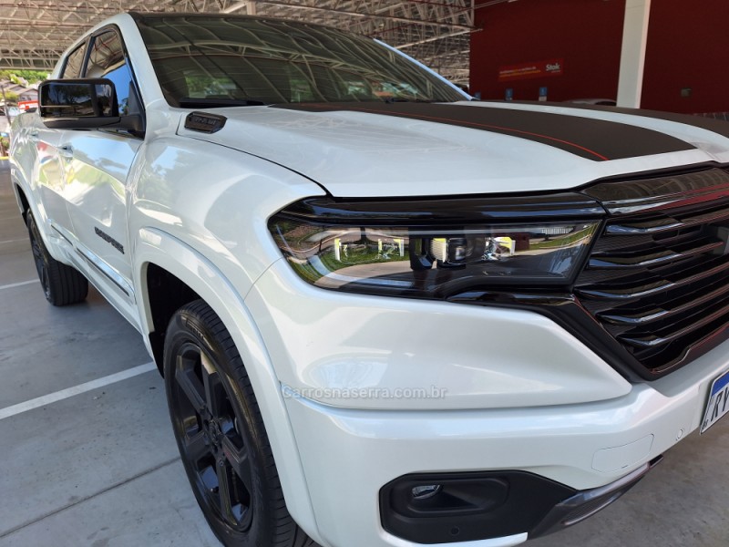 RAMPAGE 2.0 HURRICANE R/T 4 4X4 TURBO GASOLINA 4P AUTOMÁTICO - 2024 - CAXIAS DO SUL