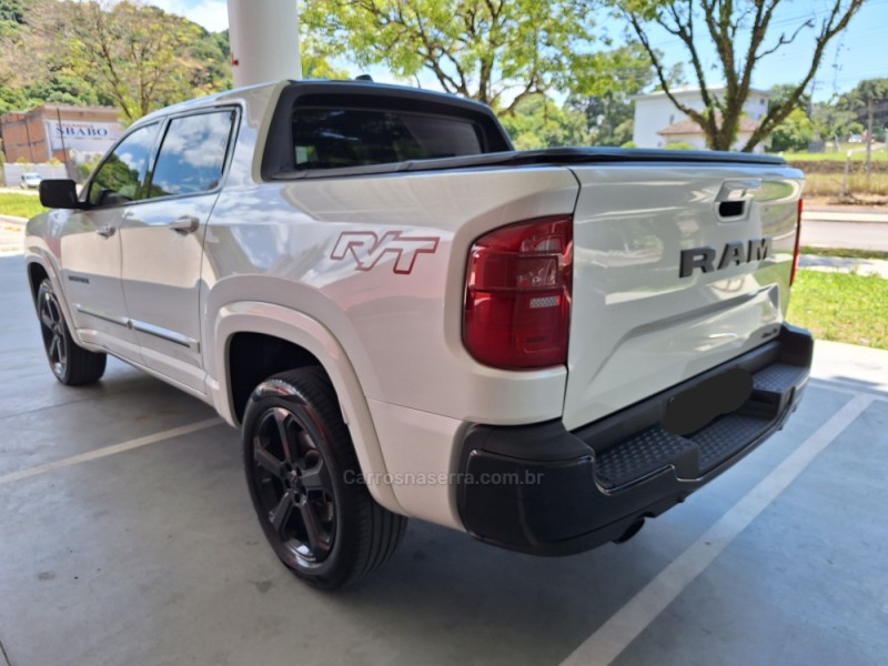 RAMPAGE 2.0 HURRICANE R/T 4 4X4 TURBO GASOLINA 4P AUTOMÁTICO - 2024 - CAXIAS DO SUL