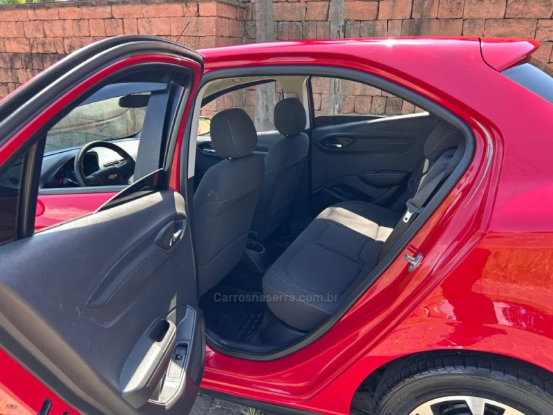 ONIX 1.4 MPFI LTZ 8V FLEX 4P MANUAL - 2013 - VENâNCIO AIRES