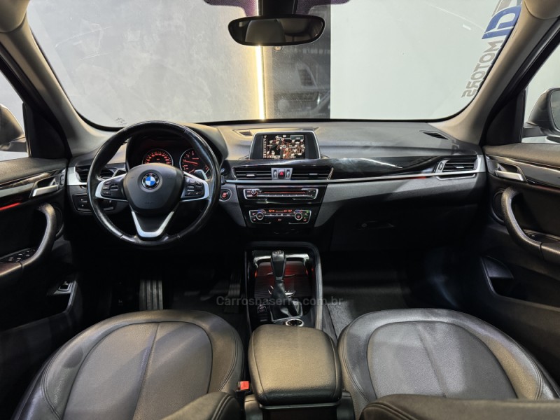 X1 2.0 18I S-DRIVE 4X2 16V GASOLINA 4P AUTOMÁTICO - 2017 - NOVO HAMBURGO