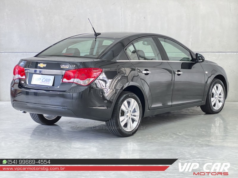 CRUZE 1.8 LTZ 16V FLEX 4P AUTOMÁTICO - 2015 - FARROUPILHA