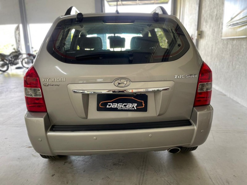 TUCSON 2.0 GL 2WD 16V GASOLINA 4P MANUAL - 2010 - BOM PRINCíPIO