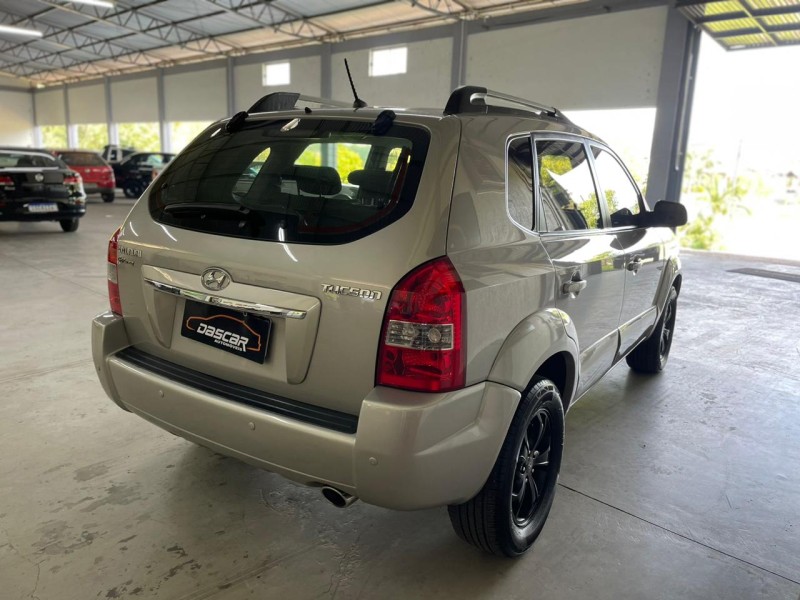 TUCSON 2.0 GL 2WD 16V GASOLINA 4P MANUAL - 2010 - BOM PRINCíPIO