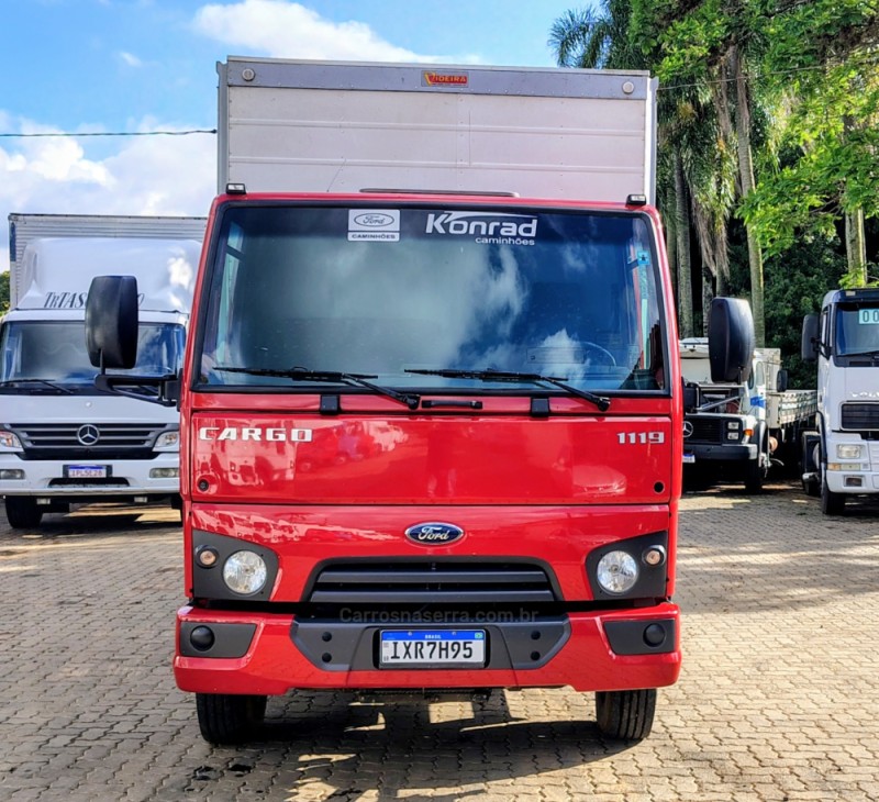 CARGO 1119 TURBO - 2017 - PORTãO