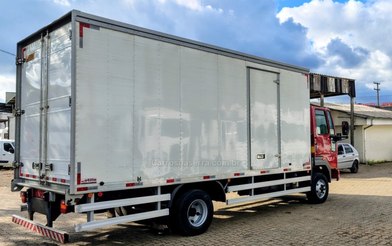 CARGO 1119 TURBO - 2017 - PORTãO