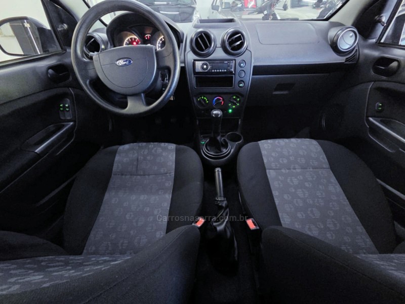 FIESTA 1.6 MPI CLASS HATCH 8V FLEX 4P MANUAL - 2012 - CAMPO BOM