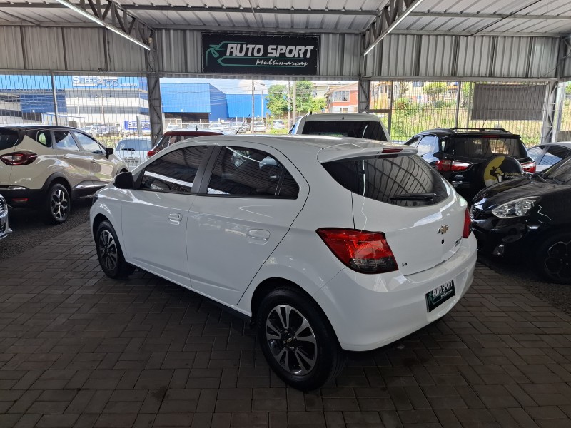 ONIX 1.4 MPFI LTZ 8V FLEX 4P MANUAL - 2014 - CAXIAS DO SUL