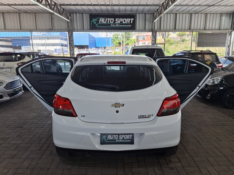 ONIX 1.4 MPFI LTZ 8V FLEX 4P MANUAL - 2014 - CAXIAS DO SUL