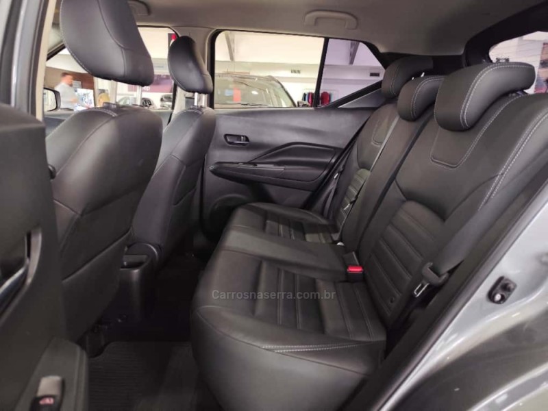 KICKS 1.6 ADVANCE 16V FLEX 4P AUTOMÁTICO - 2022 - NOVO HAMBURGO