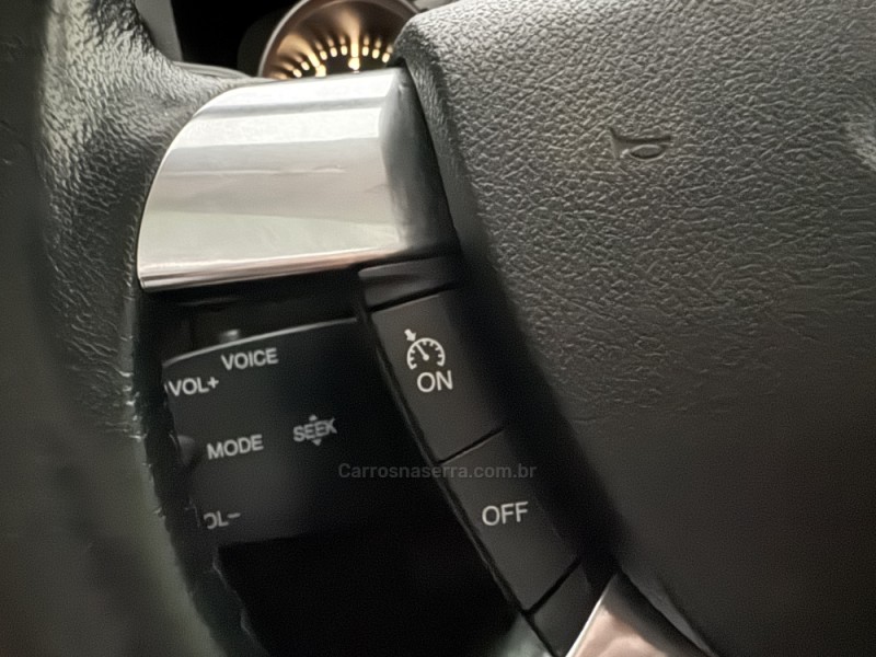 FOCUS 2.0 TITANIUM HATCH 16V FLEX 4P AUTOMÁTICO - 2013 - CAXIAS DO SUL