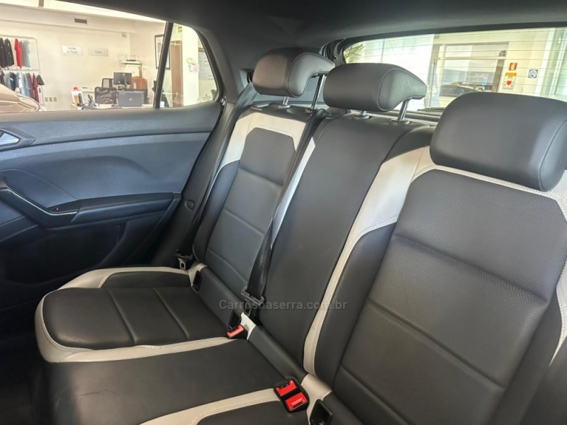 T-CROSS 1.4 HIGHLINE TSI 16V FLEX 4P AUTOMÁTICO - 2020 - NOVO HAMBURGO