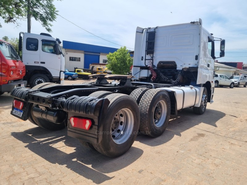 AXOR 2540 S 6X2 - 2007 - PORTãO