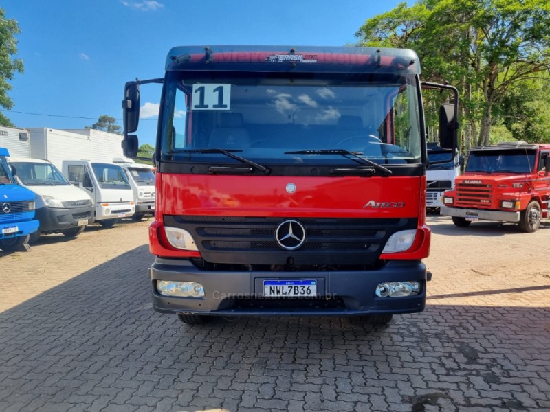 ATEGO 2428 3 EIXOS - 2011 - PORTãO