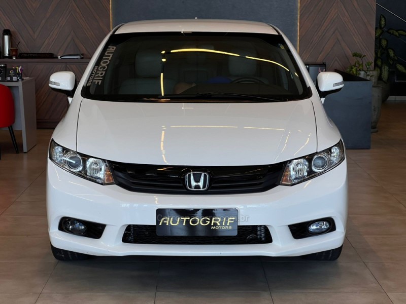 CIVIC 1.8 LXS 16V FLEX 4P AUTOMÁTICO - 2014 - CAMPO BOM