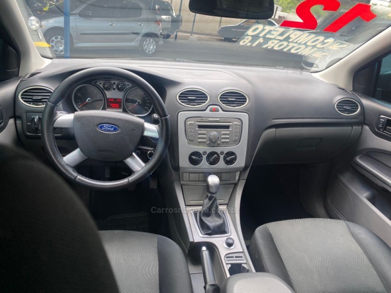 FOCUS 1.6 GL 16V FLEX 4P MANUAL - 2012 - CANELA