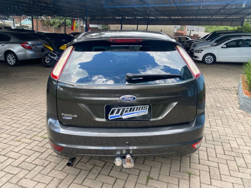 FOCUS 1.6 GL 16V FLEX 4P MANUAL - 2012 - CANELA