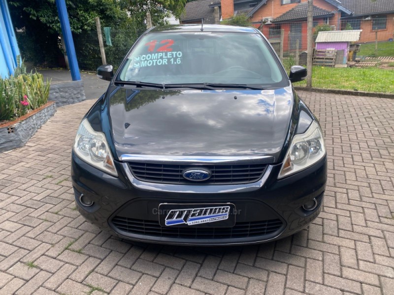 FOCUS 1.6 GL 16V FLEX 4P MANUAL - 2012 - CANELA