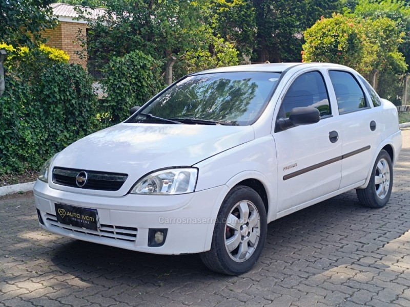 CORSA 1.0 MPFI SEDAN 8V GASOLINA 4P MANUAL - 2003 - IVOTI